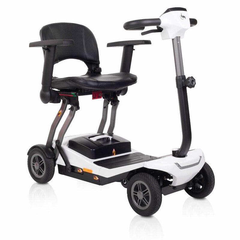 Scooter eléctrico y plegable BALI - 3099 € Scooter eléctrico y plegable BALI - Total Care