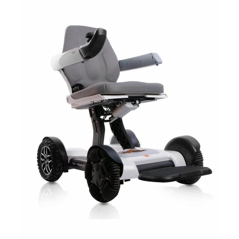 Silla de ruedas eléctrica plegable InfinityX - 4470 € Silla de ruedas eléctrica plegable InfinityX - Total Care